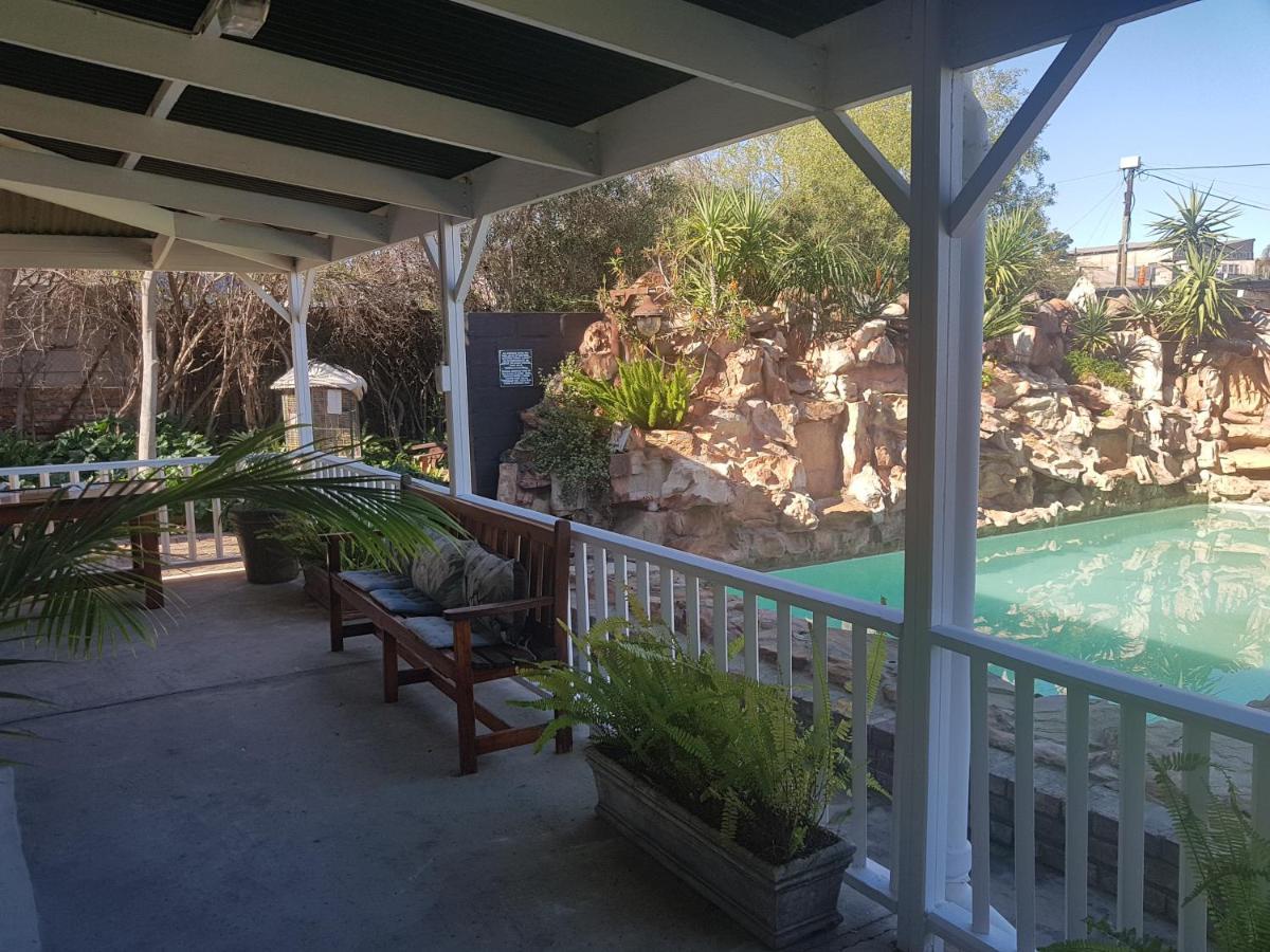 Best Little Guest House new name is Beit Shalom Guest House Oudtshoorn Exterior foto