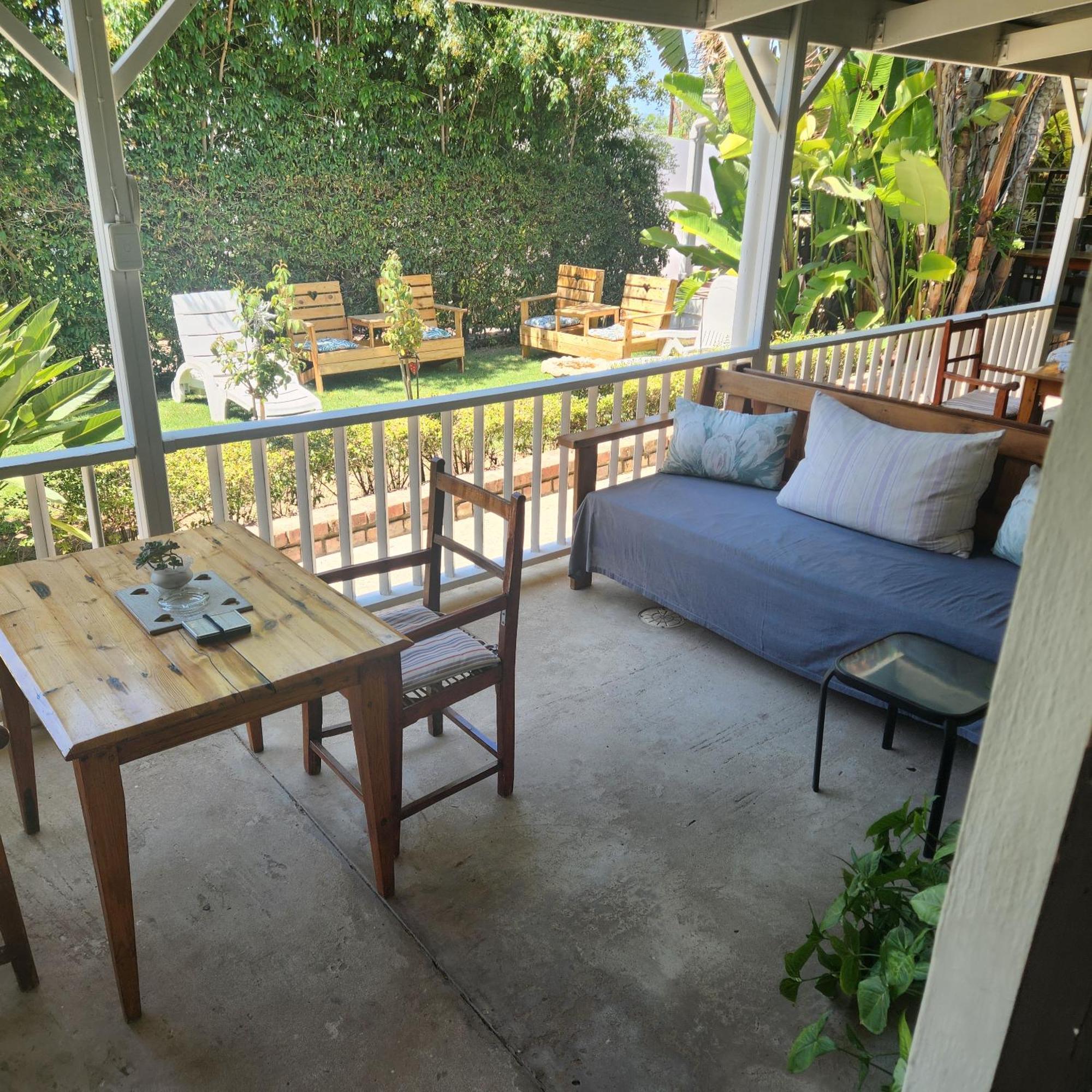 Best Little Guest House new name is Beit Shalom Guest House Oudtshoorn Exterior foto
